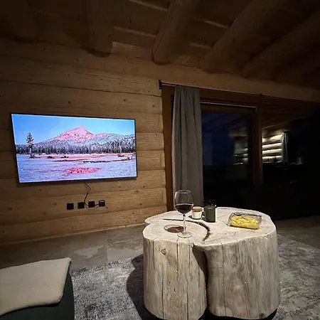 木屋 Non-sens By L'occitane