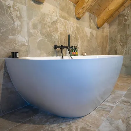 Non-sens By L'occitane Dağ evi