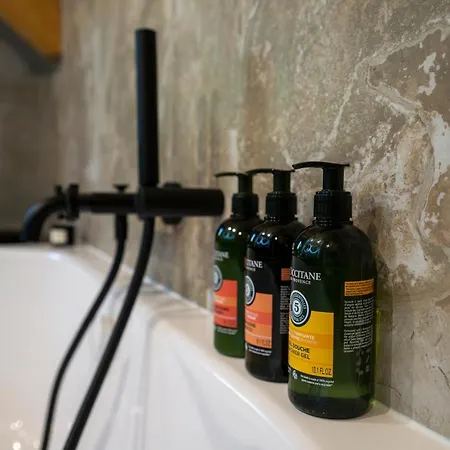 Non-sens By L'occitane Dağ evi