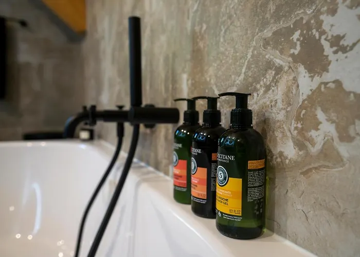 Non-sens By L'occitane Domek alpejski